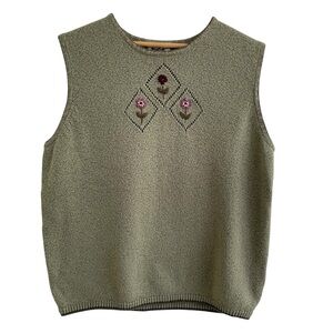 Vintage Y2K Grandma Cottagecore Cabincore Embroidered Flower Sweater Vest